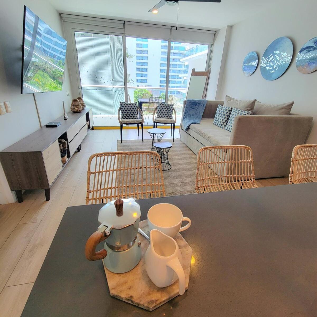 View, Exit To Playa Morros Tres *